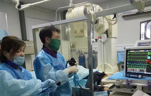 87岁老人三次开腹手术，但这次被送到吉林省肝胆病医院后...