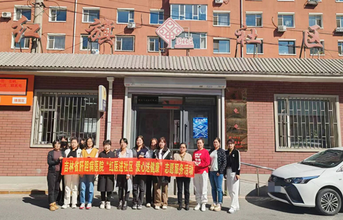 喜迎国庆，肝胆专家深入社区送健康