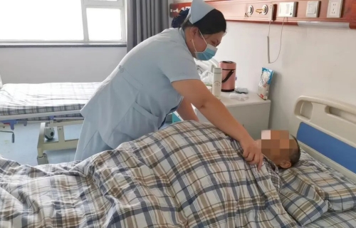 “医”路有爱｜仁心藏于细微处，她们的守护让患者温暖如家
