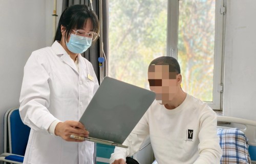 品质医疗|从坐轮椅到健步走,肝豆状核变性患者在这里重启新生