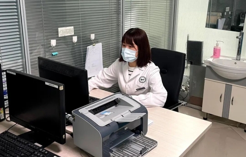 品质医疗|八年“重生”路,慢乙肝患者终获临床治愈